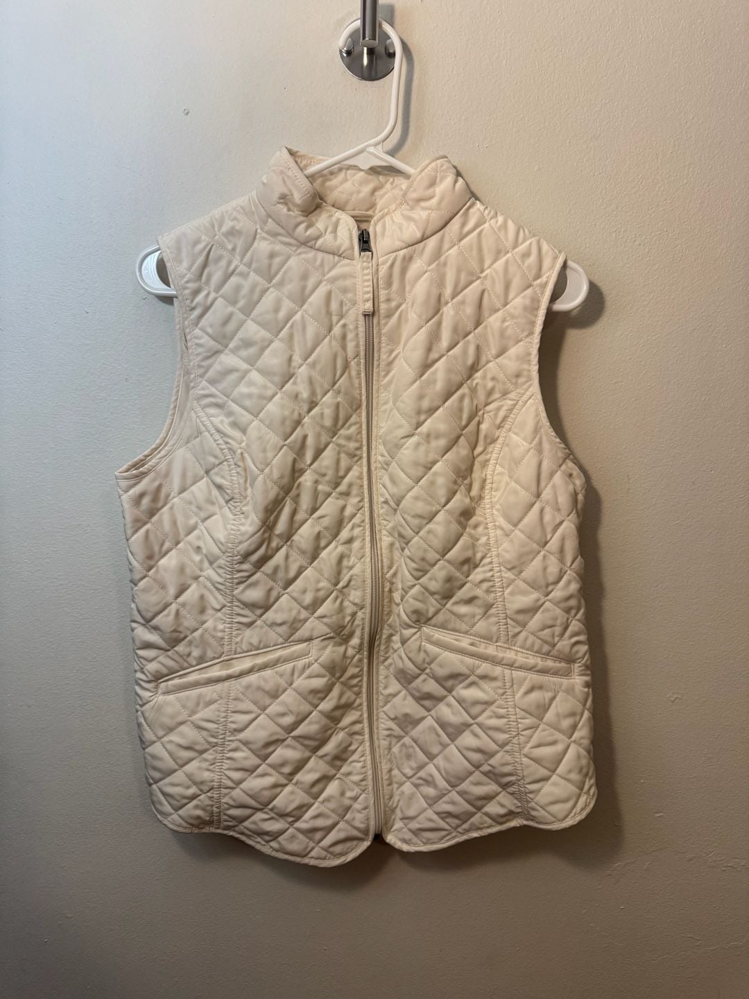 Van Heusen Women's Cream Diamond Quilted Full-Zip Vest 2