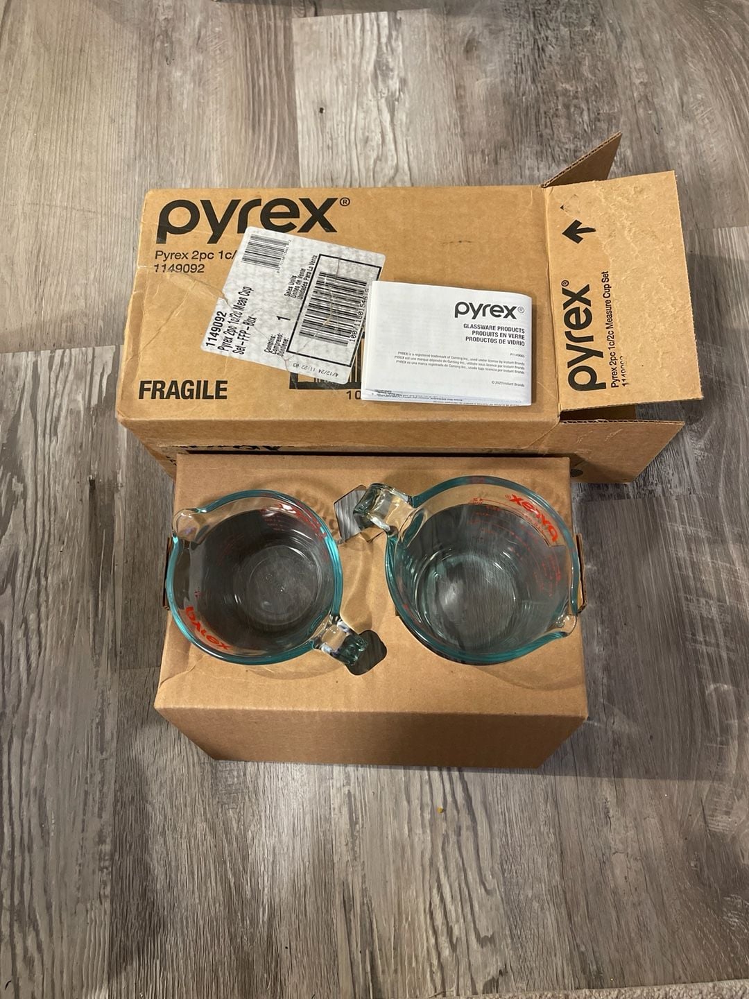 Pyrex 2-Piece Glass Measuring Cup Set (1-Cup and 2-Cup) Blue Tint Red Lettering 1