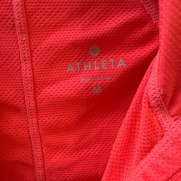 Athleta Women's Medium Red Wick It Wader Half Zip Long Sleeve Mesh Top