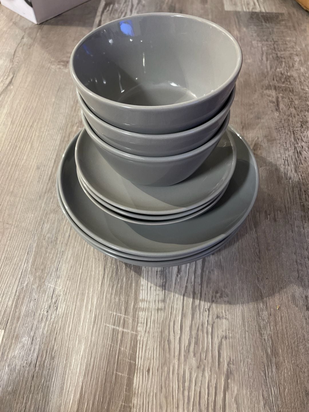 Project 62 Stoneware Avesta Dinnerware Set, 11-Piece Solid Light Gray Plates and Bowls 3