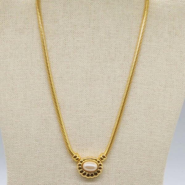 Vintage Joan Rivers Gold Tone Snake Chain Faux Pearl Pendant Necklace