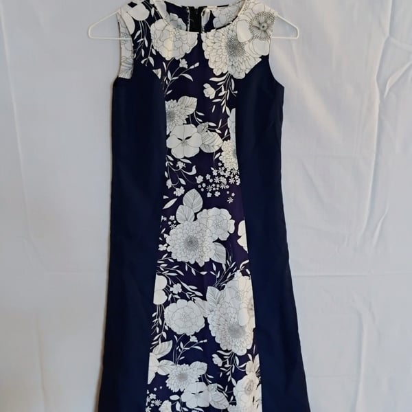 Vintage 60s/70s Hawaiian Surf Mod Shift Dress - Navy/White Floral