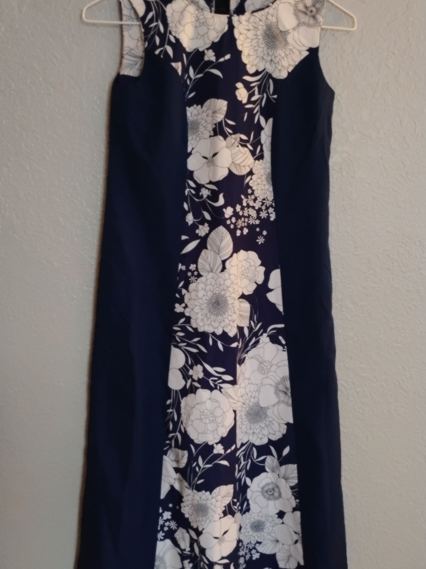 Vintage 60s/70s Hawaiian Surf Mod Shift Dress - Navy/White Floral 3