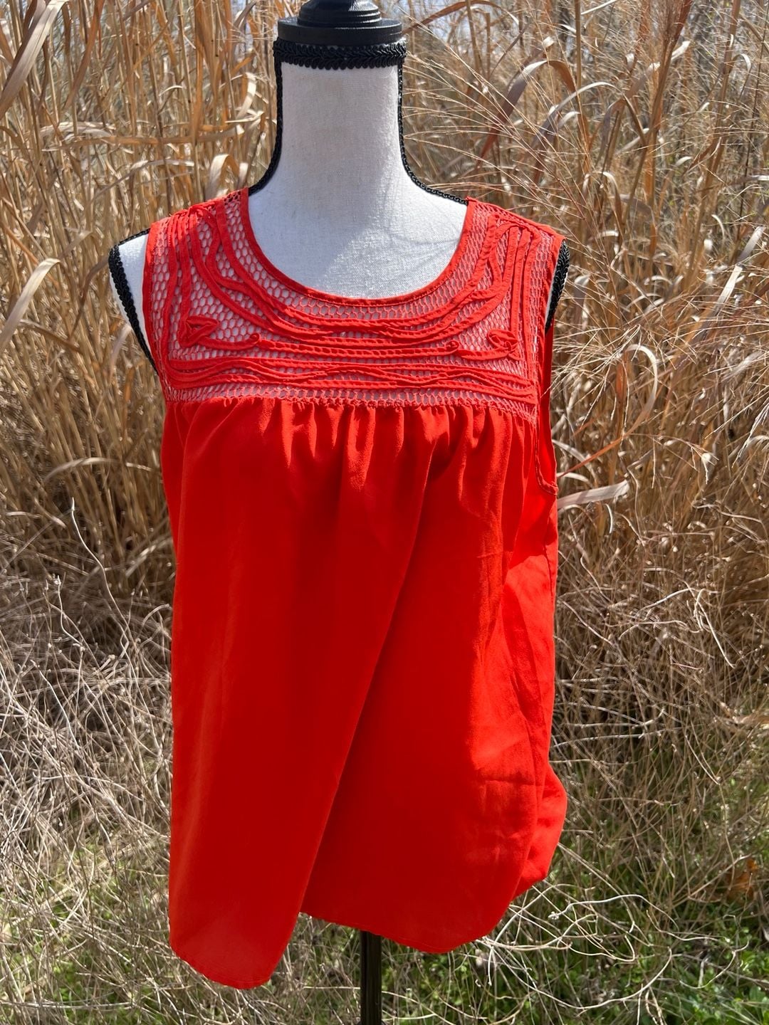 Petticoat Alley Red Sleeveless Crochet Lace Yoke Swing Blouse Top 2