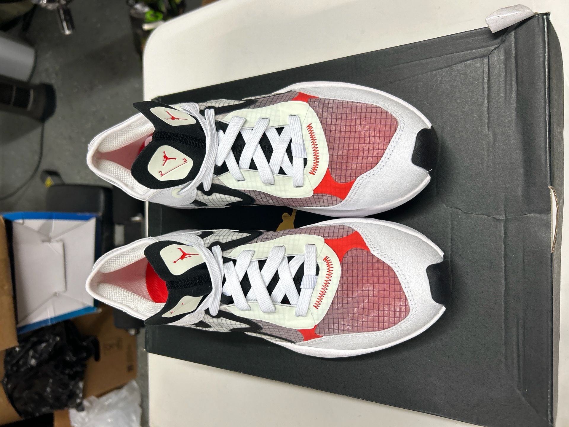 Jordan Delta 3 Low White Chile Red DN2647-160 3