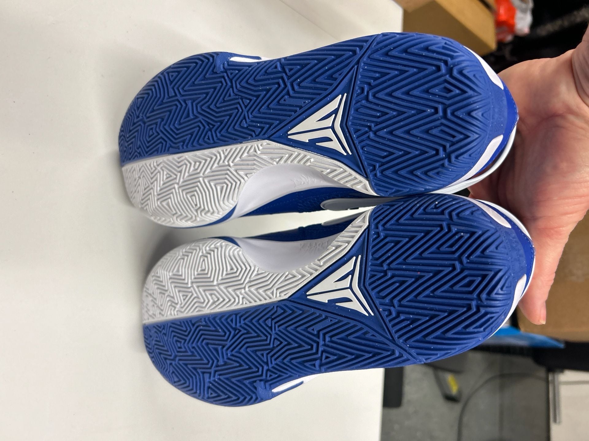 Product thumbnail 6