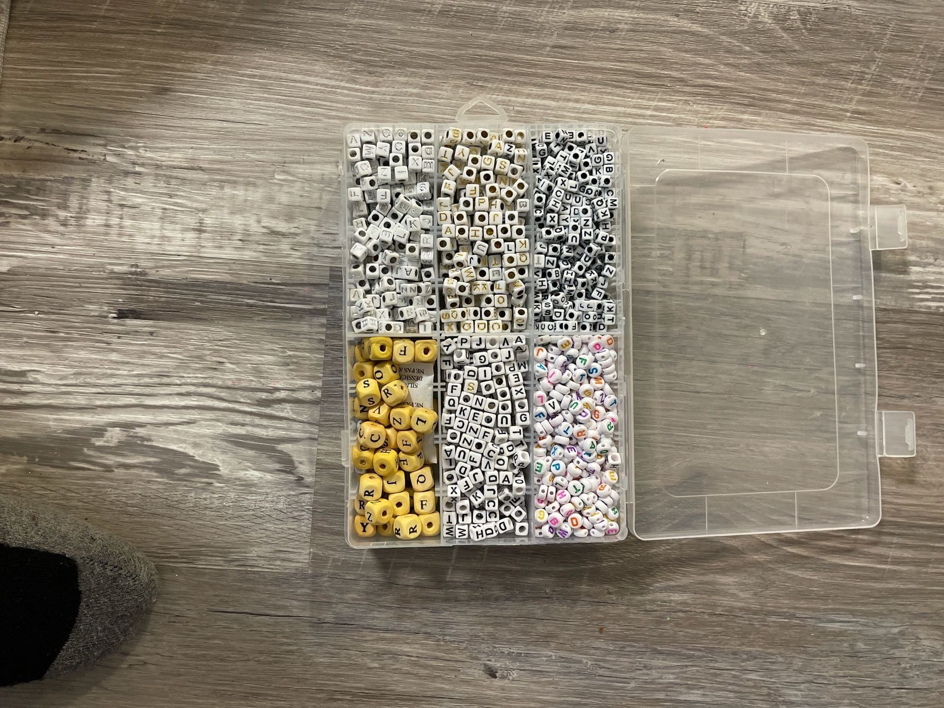 Creatology Mixed Alphabet Letter Bead Box Kit with Storage Case 2