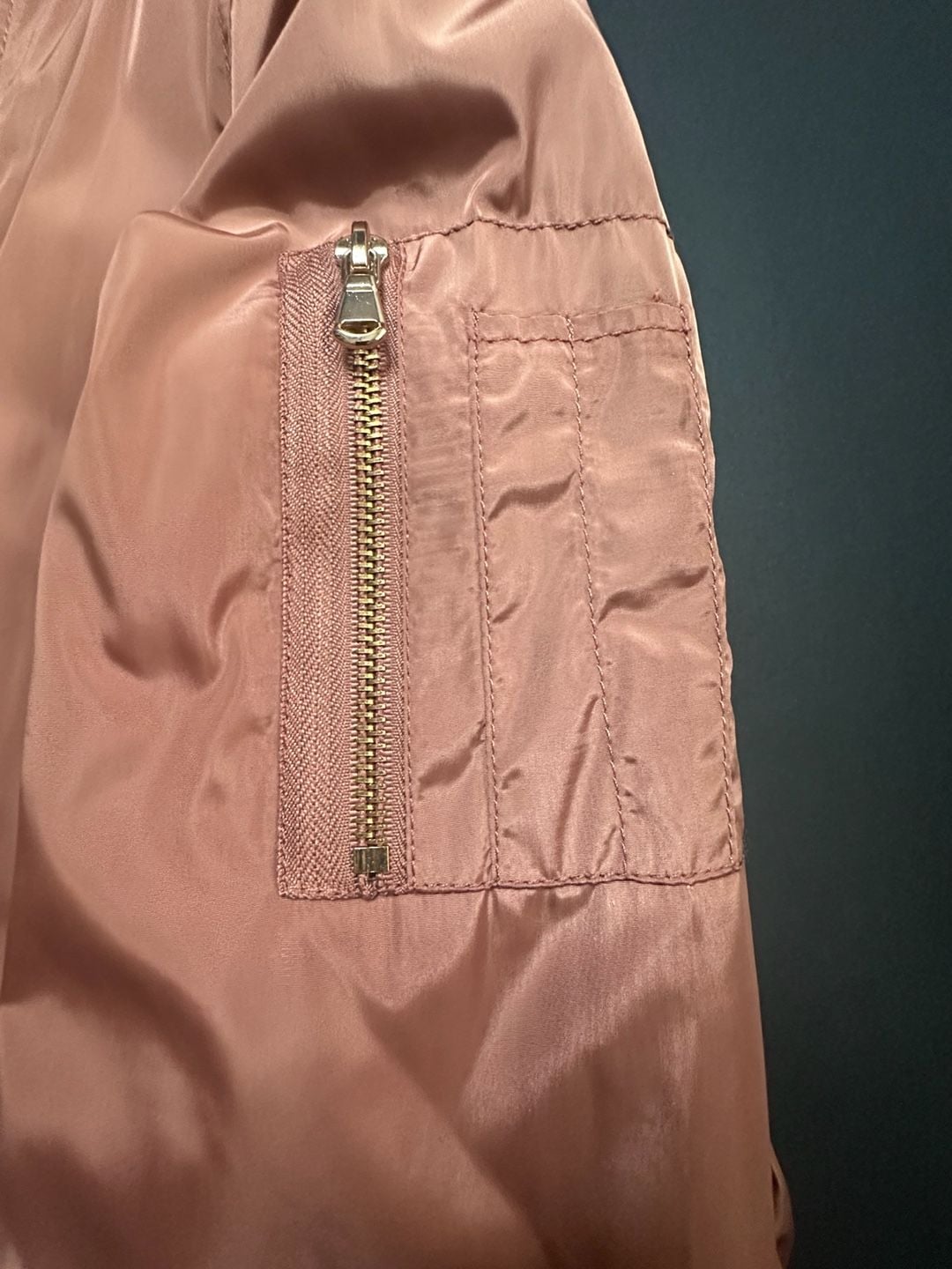 Ci Sono by Cavalini Rose Gold Satin Bomber Jacket Size Medium 5