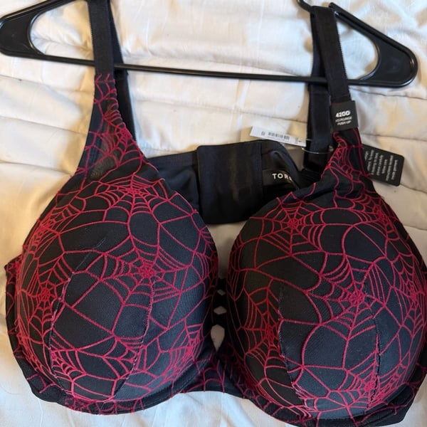 Torrid XO Plunge Push-Up Flocked Mesh Straight Back Bra Allover Spiderwebs Black Red 42DD