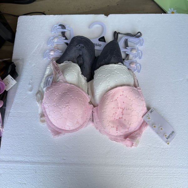 Kensie New with Tags 3-Pack Lace Padded Underwire Bras 34C Pink White Gray