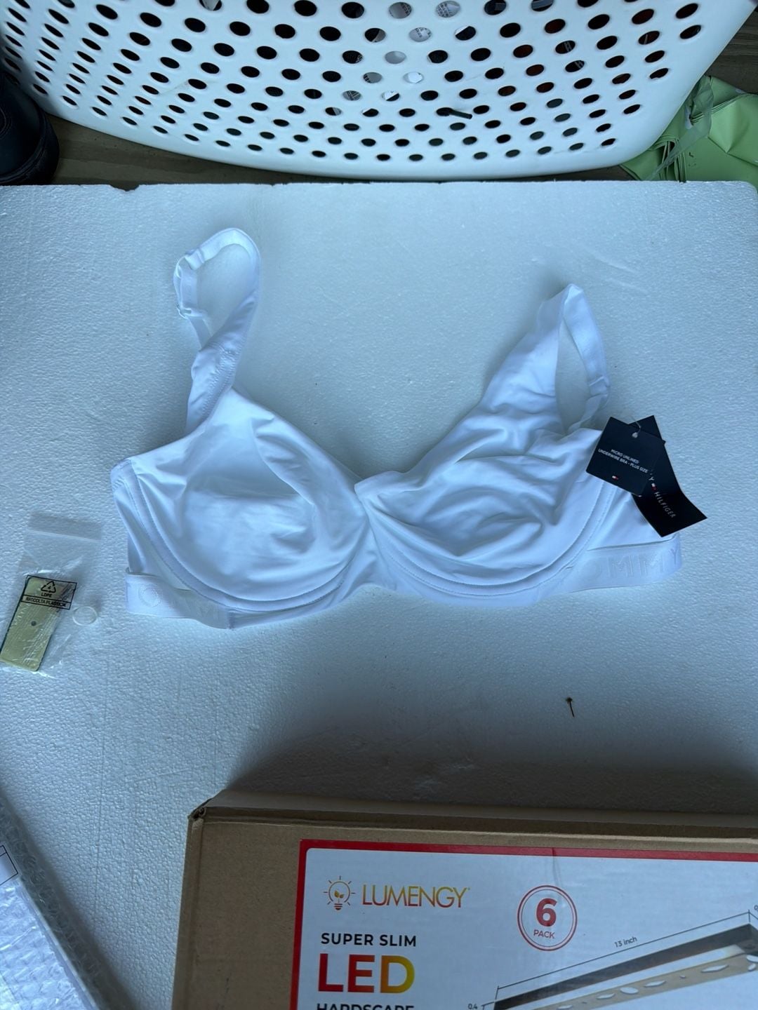 Tommy Hilfiger Micro Unlined Underwire Plus Size Bra White 38C 1