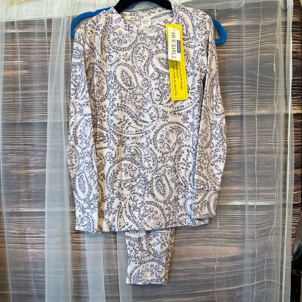 HUE Girlz Cloud Jogger 2PC PJ Set Lavender Fog Size 8