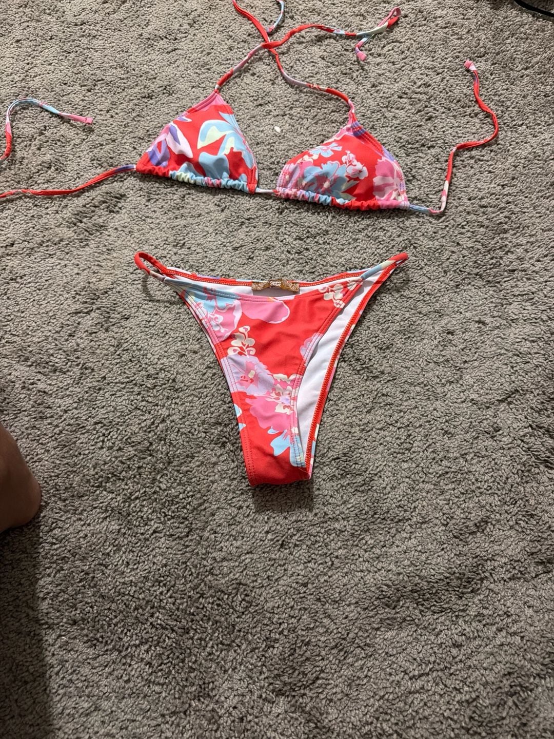 Copper Closet Red Floral Tropical Triangle Bikini Two-Piece Set 2