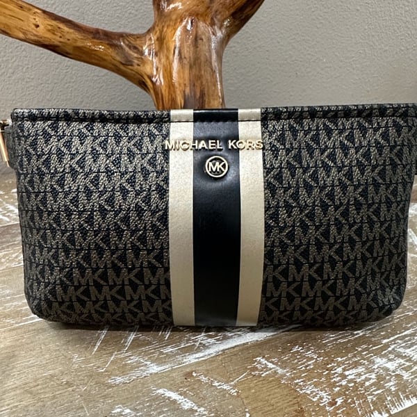 Michael Kors Women's black/gold Jet Set Fanny Packno Belt Bag Size S/M