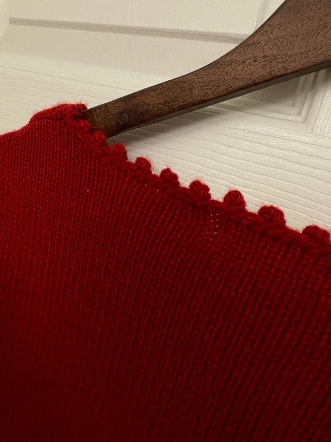 Vintage Baluchi Red Popcorn Knit Cardigan Sweater Scalloped Trim V-Neck M/L 8