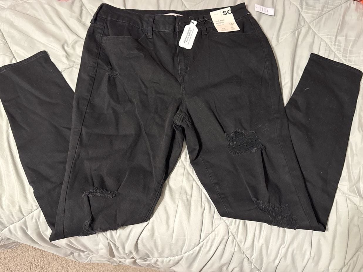 SO Goods for Life High Rise Distressed Jeggings in Black Size 15L 2