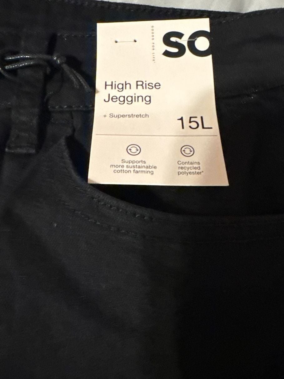 SO Goods for Life High Rise Distressed Jeggings in Black Size 15L 5