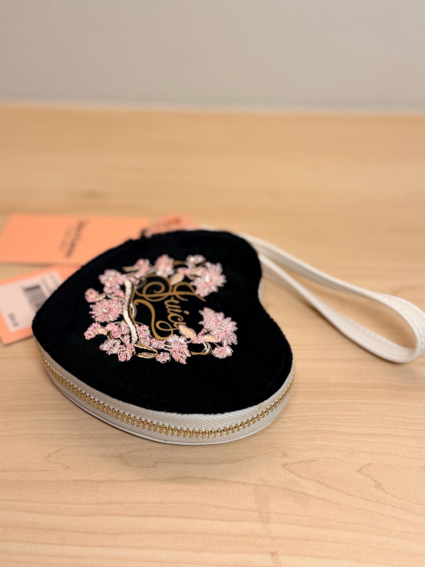 Juicy Couture Juicy In Bloom Heart ZA Coin Purse Wristlet Liquorice Black Velour 3