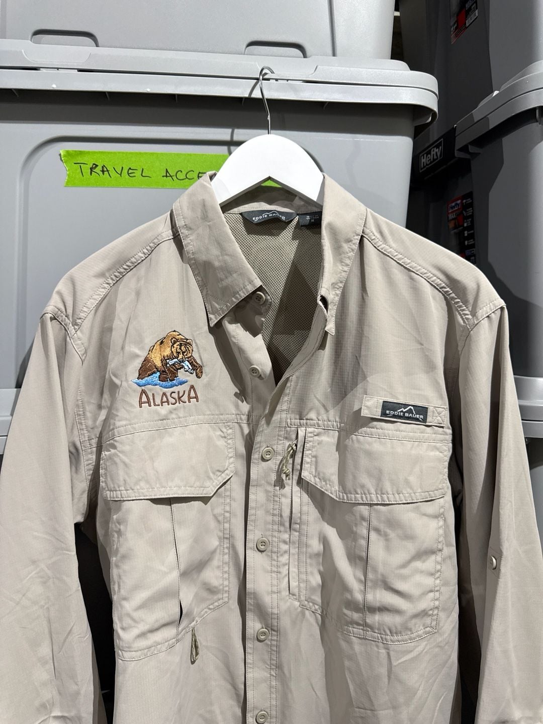 Eddie Bauer Men's Medium Alaska Brown Bear Fishing Shirt  8