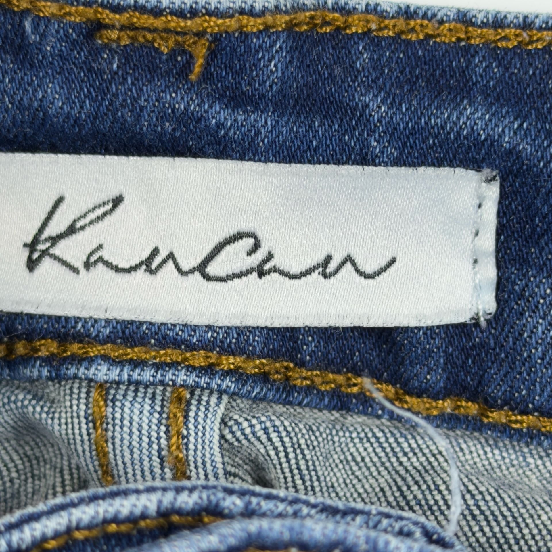 KanCan Distressed Cuffed Mid Rise Jean Shorts Medium Wash Size 9/28 KC6005D 4