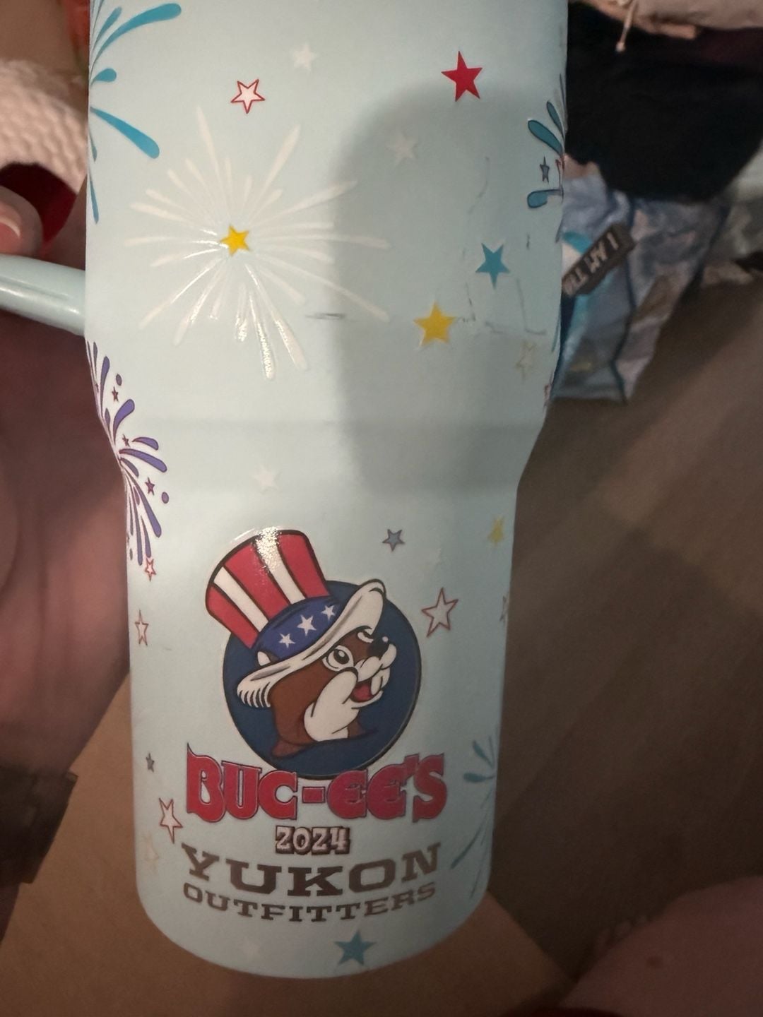 Buc-ee's 2024 Patriotic Glow in the Dark 40oz Yukon Tumbler with Handle 2