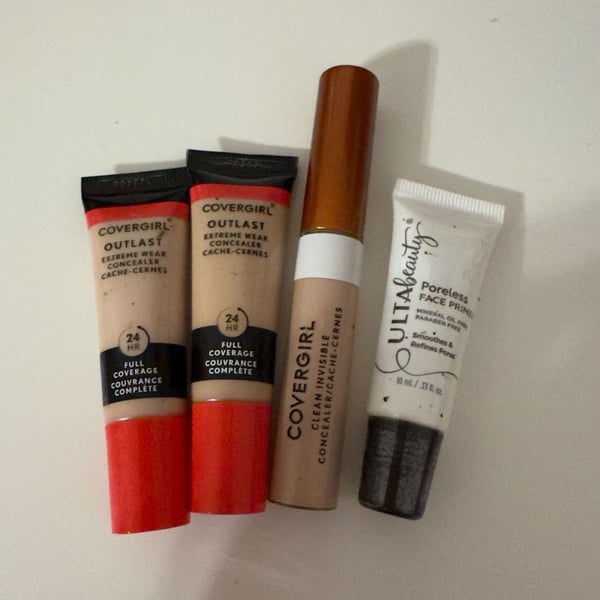 4 Piece Makeup Lot: Covergirl Outlast Concealers, Clean Invisible Concealer & Ulta Beauty Poreless Face Primer