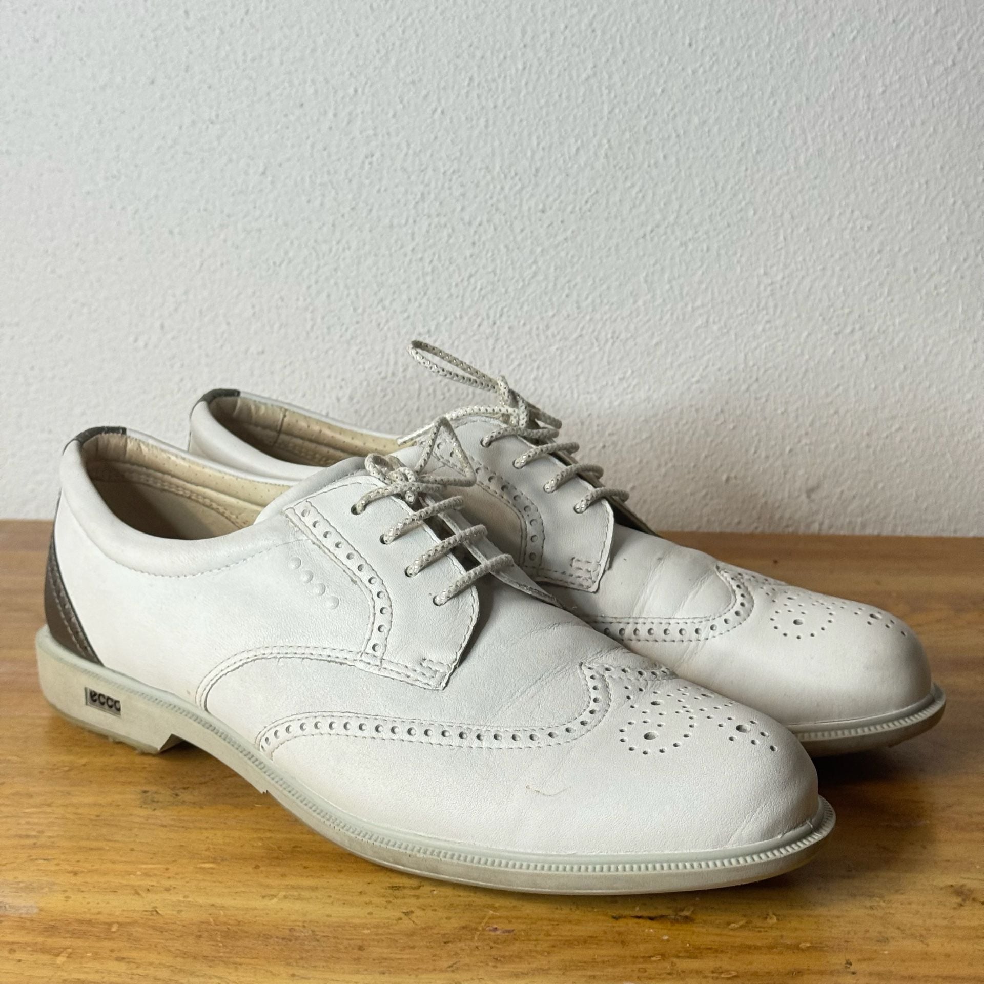 ECCO Womens Classic Hybrid Hydromax Wingtip Golf Shoes White Leather Size US 10 3