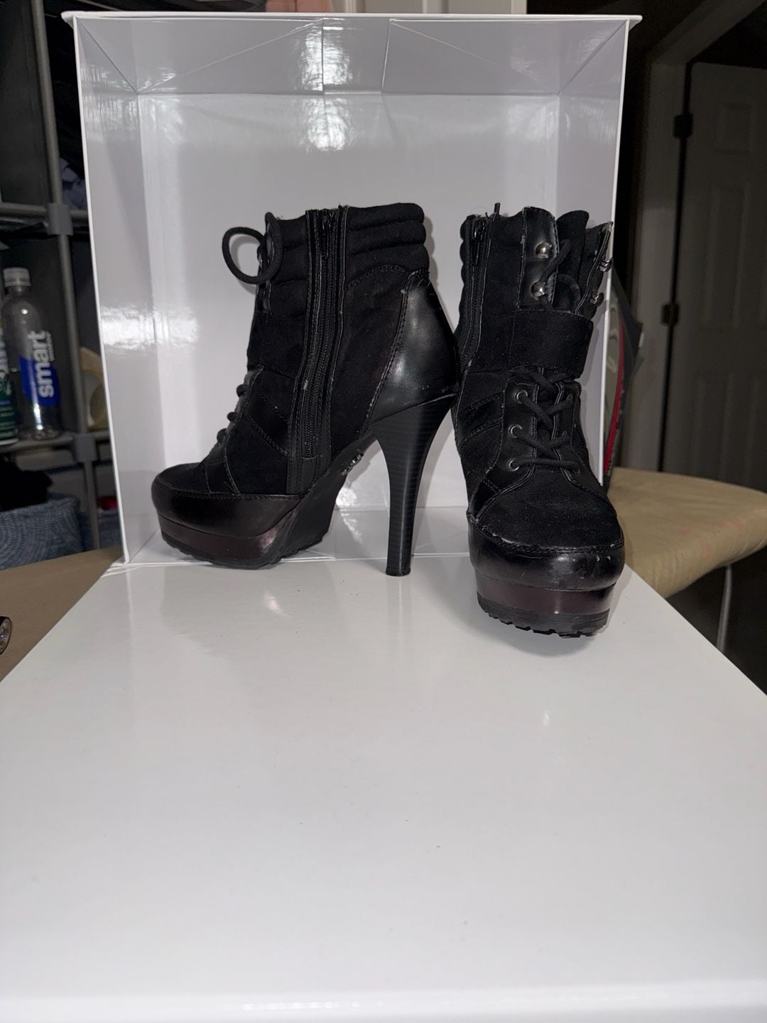 Jennifer Lopez Tiempo Black High Heel Platform Lace Up Ankle Booties 1