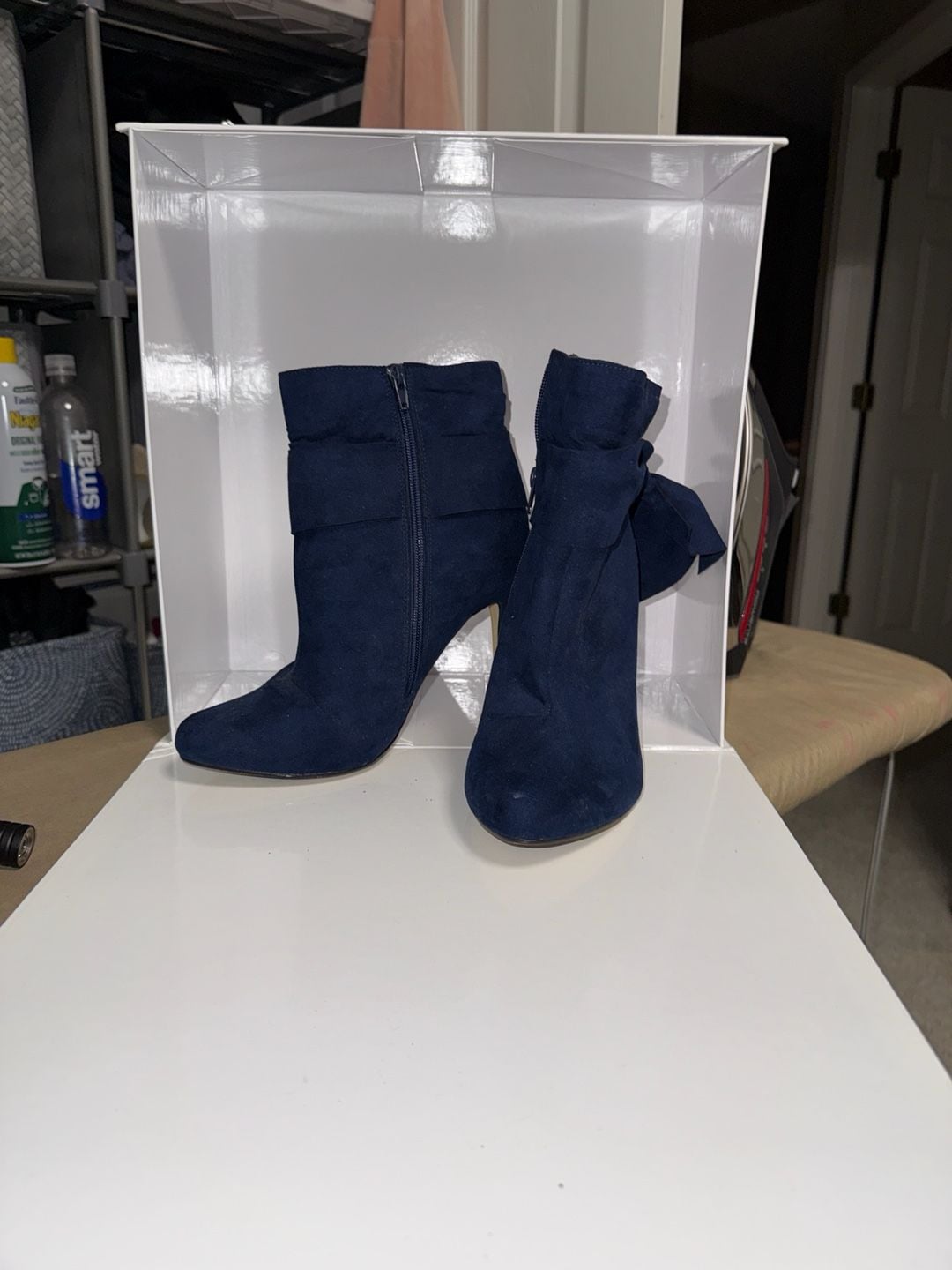 ShoeDazzle Navy Blue Faux Suede Bow Accent Stiletto Ankle Booties 3