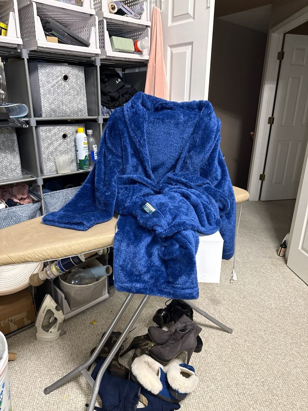 PAVILIA Premium Women's Plush Royal Blue Sherpa Fleece Bathrobe 1