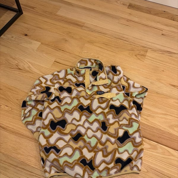 Patagonia - Lightweight Synchilla Snap-T Pullover (Small Currents / Natural)
