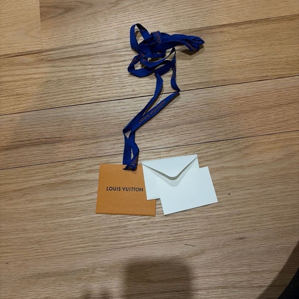 Louis Vuitton Gift Wrapping Set: Blue Logo Ribbon, Gift Tag, and Mini Envelope Card