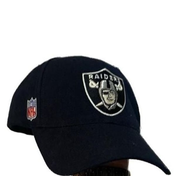 Vintage Oakland Raiders Reebok NFL Team Apparel On Field Strapback Hat