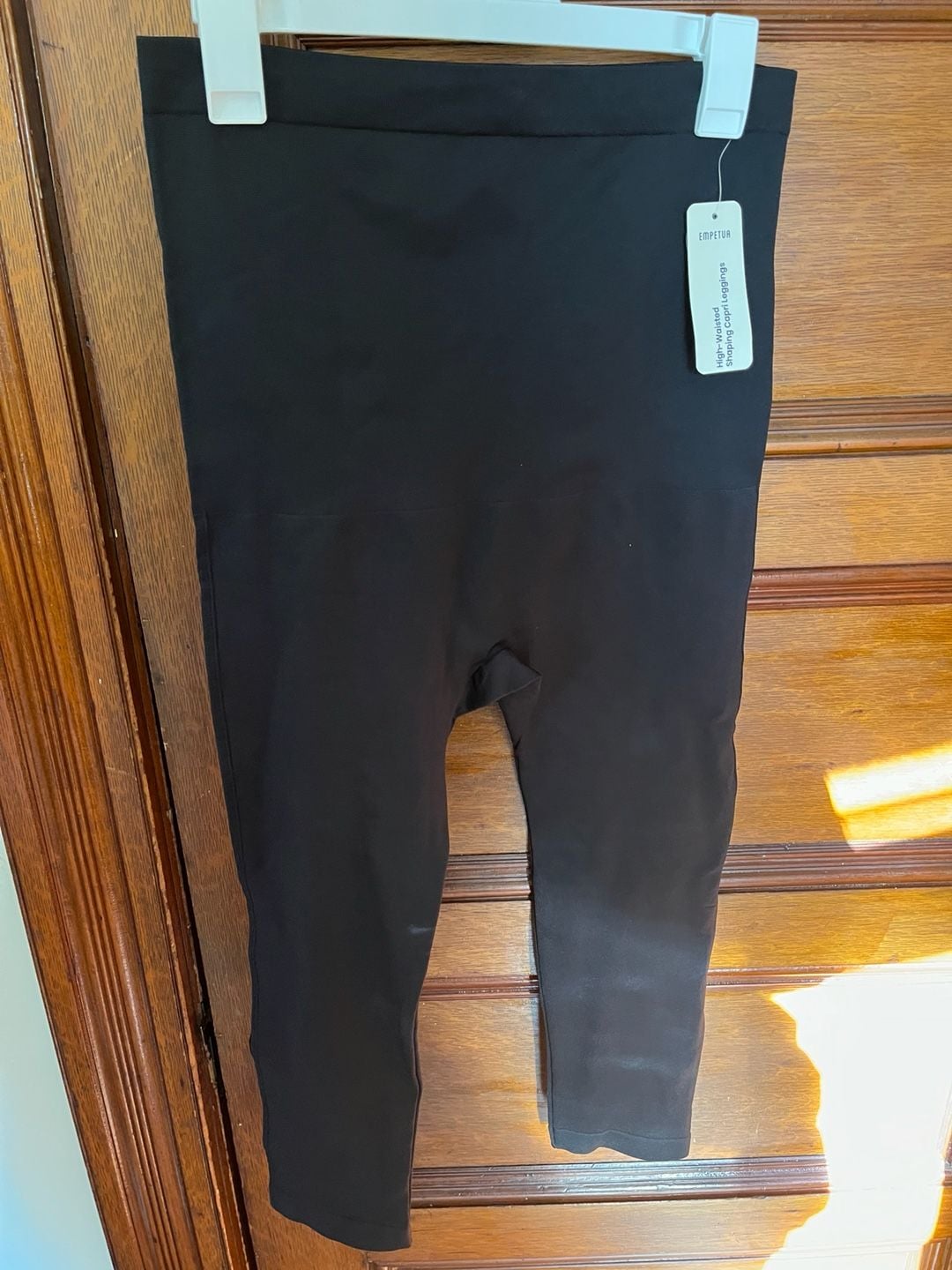 Empetua High-Waisted Shaping Capri Leggings Black Size XL 3