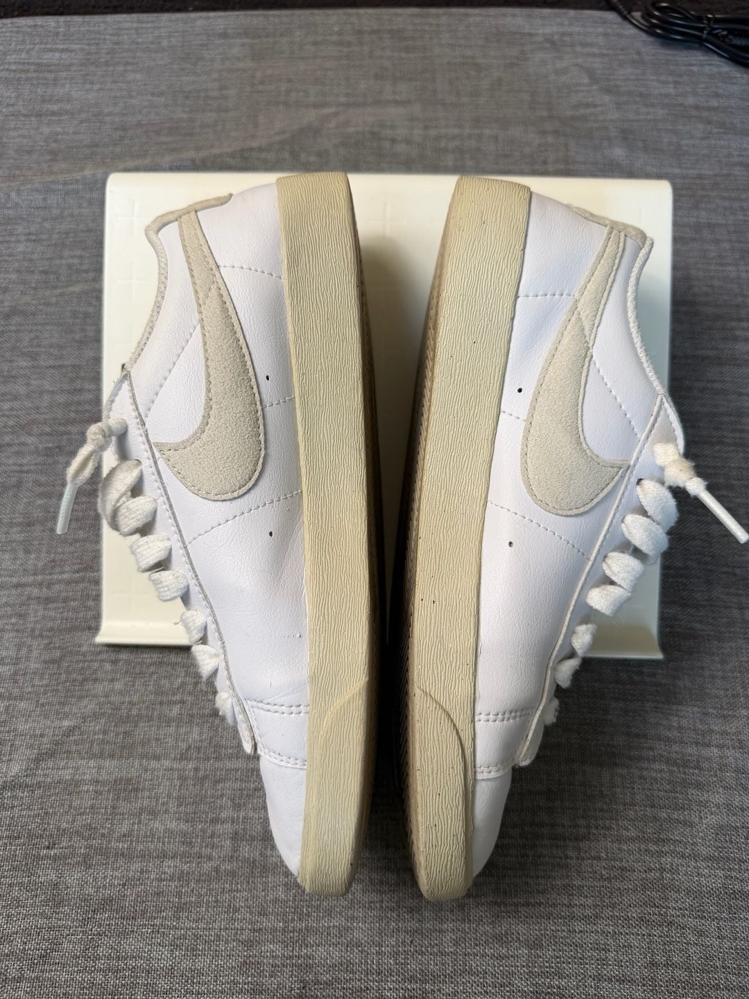Nike Blazer Low SE Recycled Wool Pack White Black DA4934-100 Women's 7.5 3