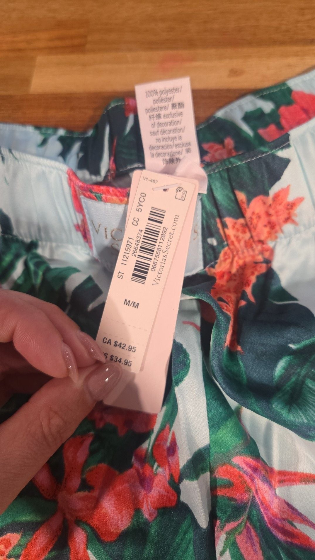 Victoria's Secret Tropic Satin Pajama Shorts in Green Floral size M NWT 4