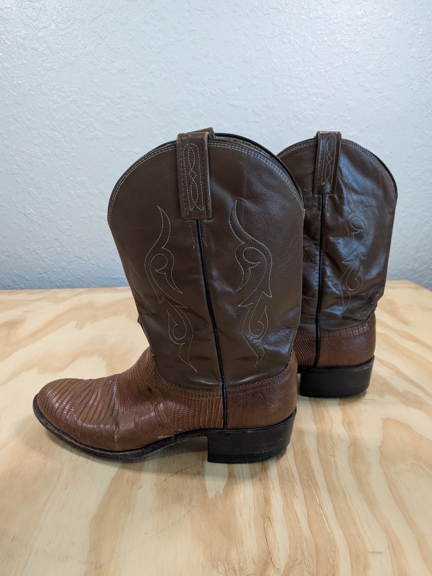 Justin Vintage Brown Teju Lizard Cowboy Boots, Men's 9.5 D — Made in USA 2