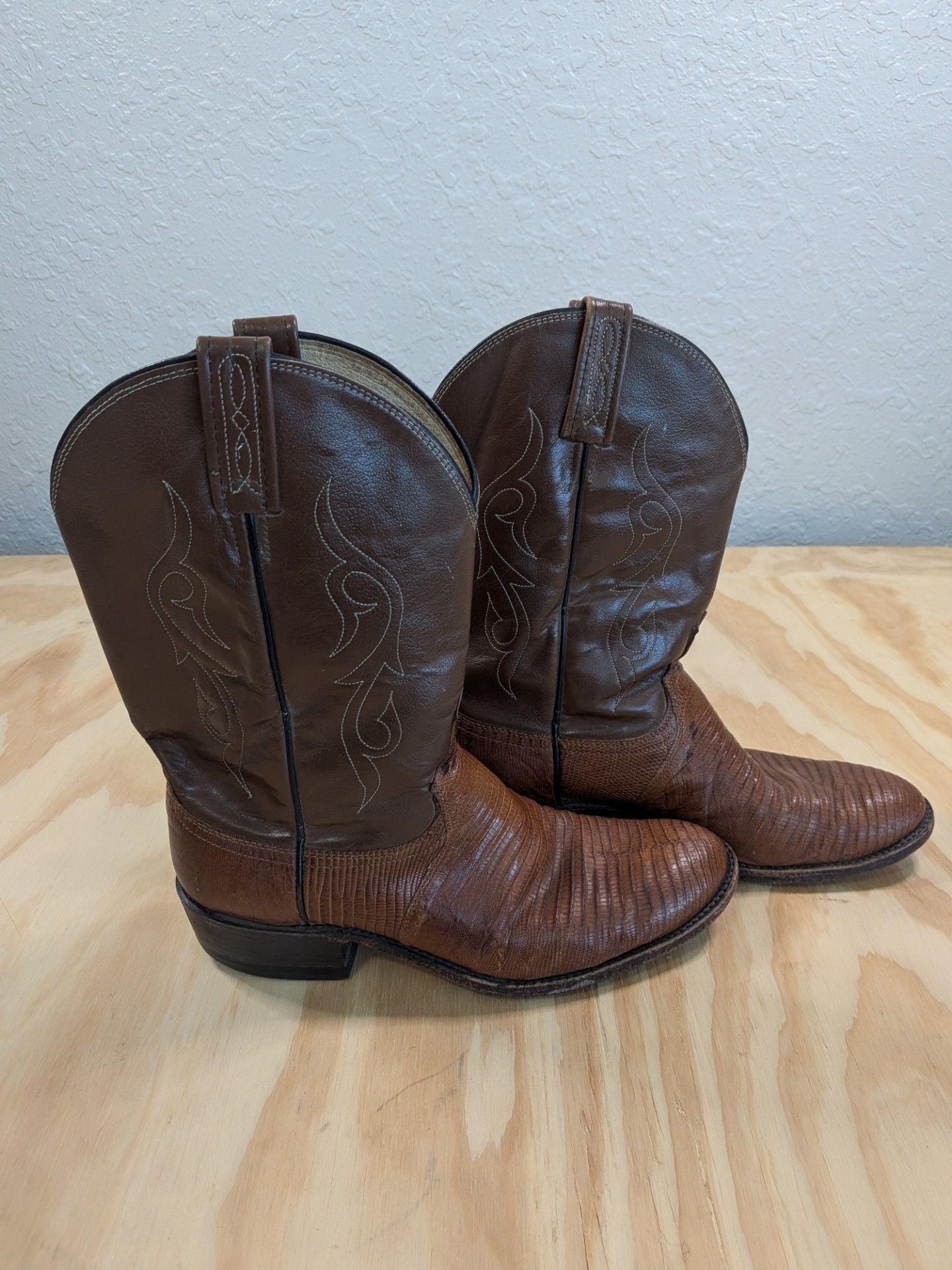 Justin Vintage Brown Teju Lizard Cowboy Boots, Men's 9.5 D — Made in USA 3