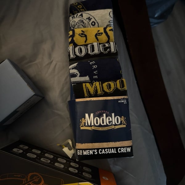 Modelo Cerveza Men's Casual Crew Socks 6-Pack Set Size 8-12