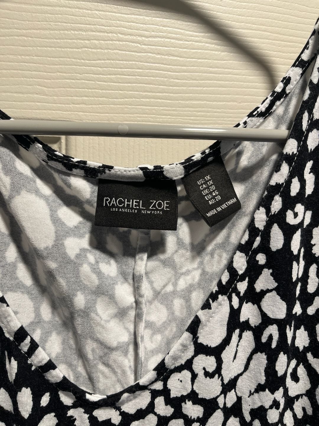 Rachel Zoe Black and White Animal Print V-Neck Short Sleeve Midi Dress Size 1X 3