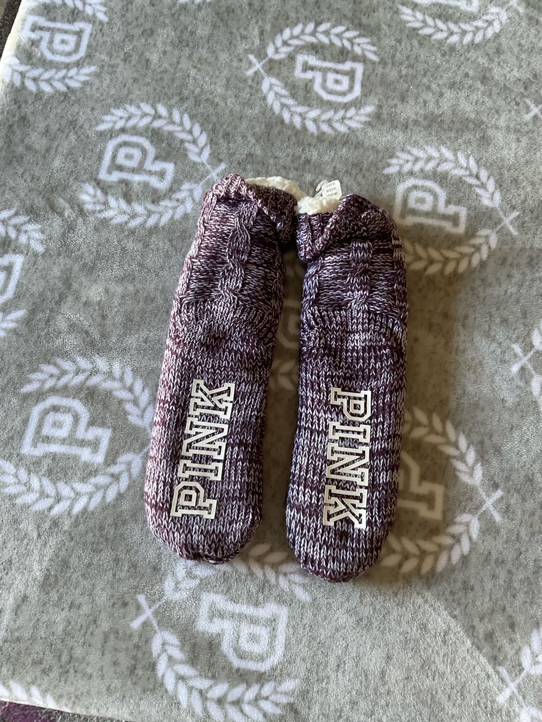 Victoria's Secret PINK Luscious Plum Marled Knit Sherpa Lined Bootie Slippers 2