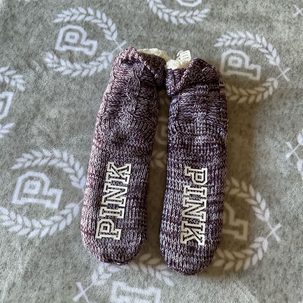Victoria's Secret PINK Luscious Plum Marled Knit Sherpa Lined Bootie Slippers