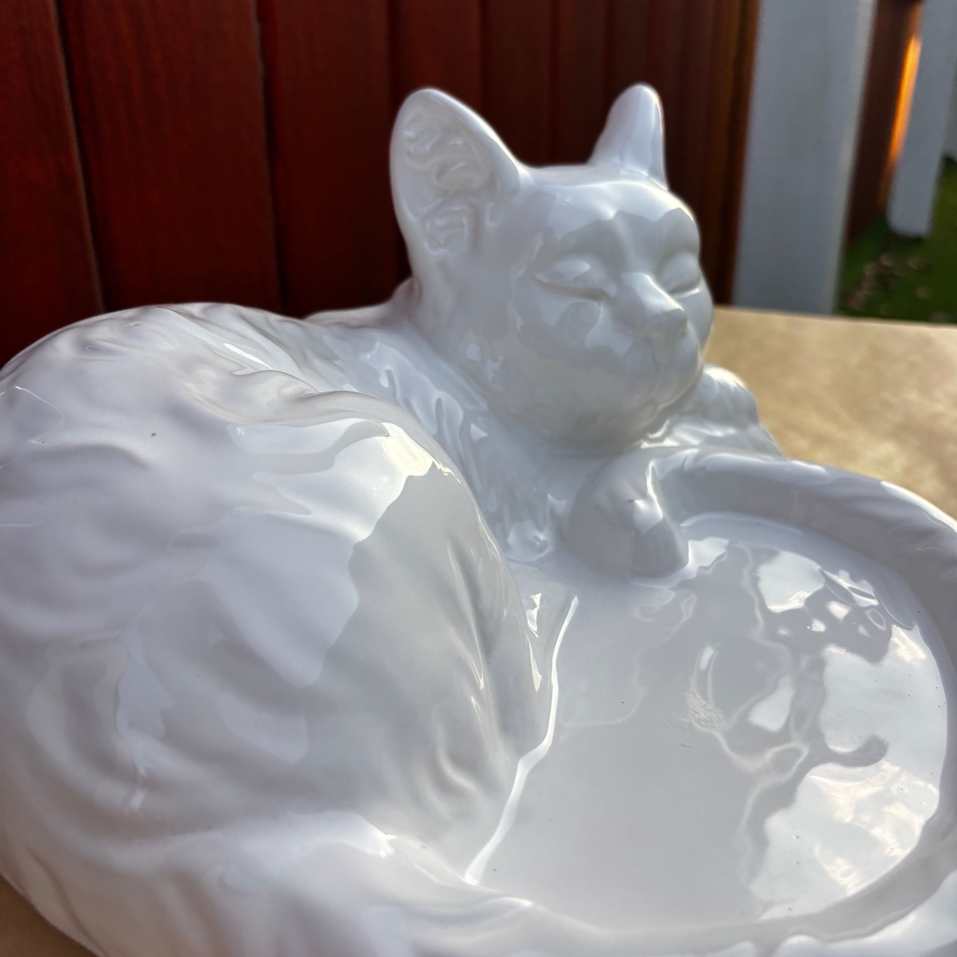 16” Sleeping Cat Statue (Porcelain Or Ceramic) 3