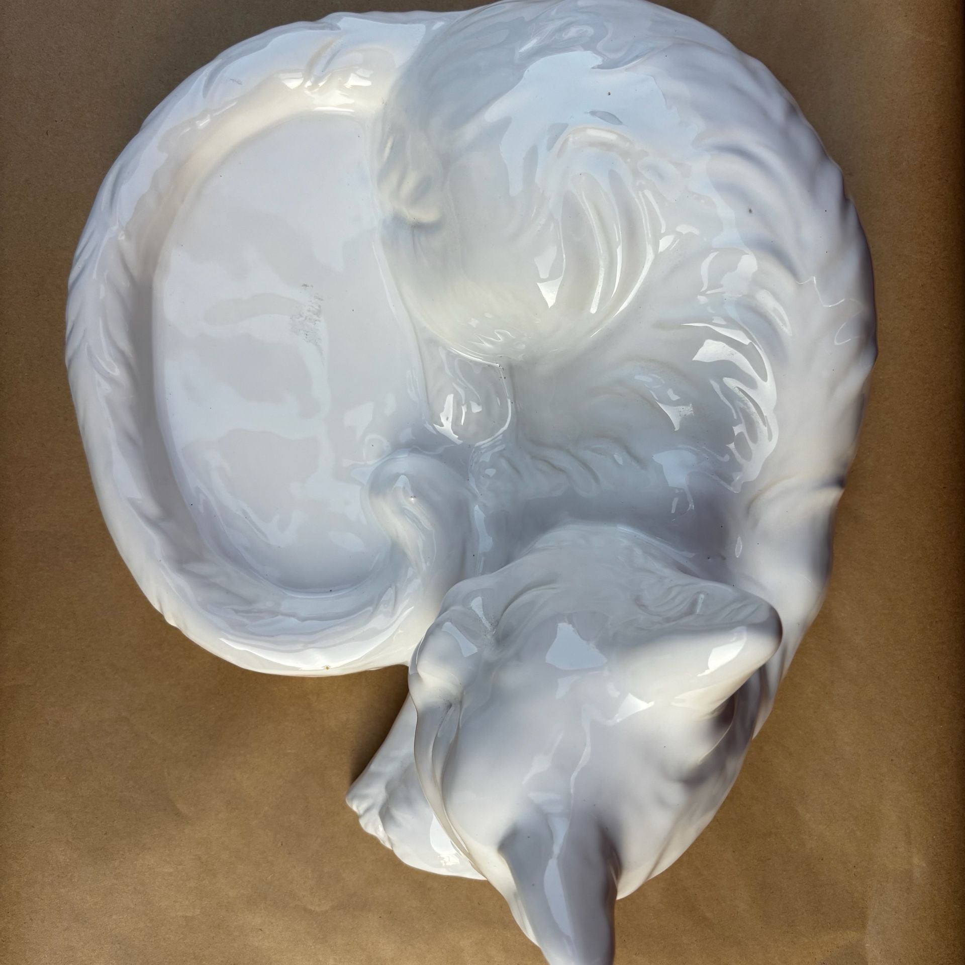 16” Sleeping Cat Statue (Porcelain Or Ceramic) 6