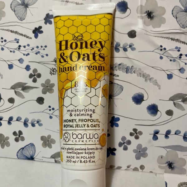 Barwa Cosmetics Honey & Oats Moisturizing & Calming Hand Cream 250ml