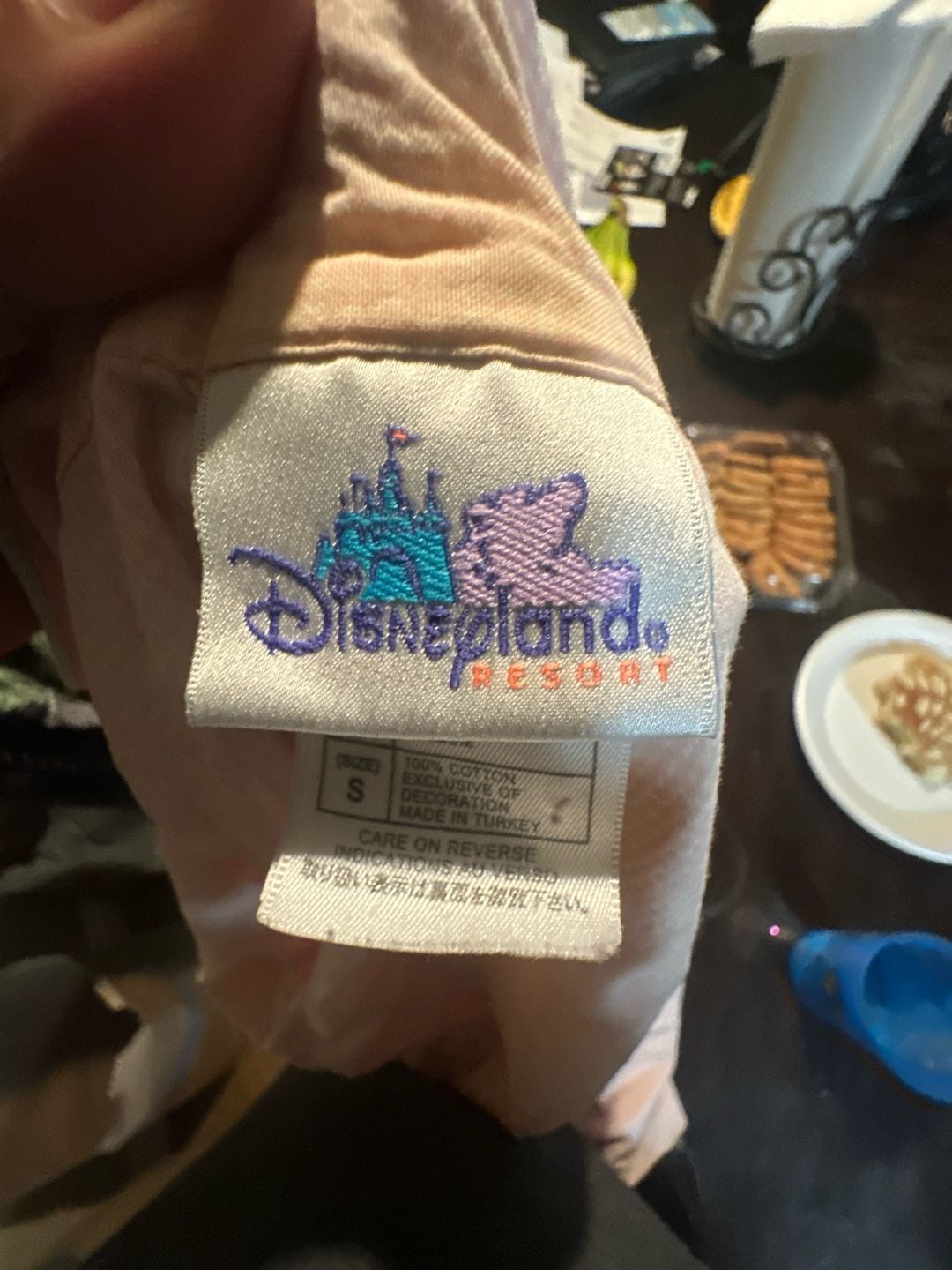 Vintage Disneyland Resort Eeyore Pink Gingham Button Up Pajama Shirt Women's Small 1