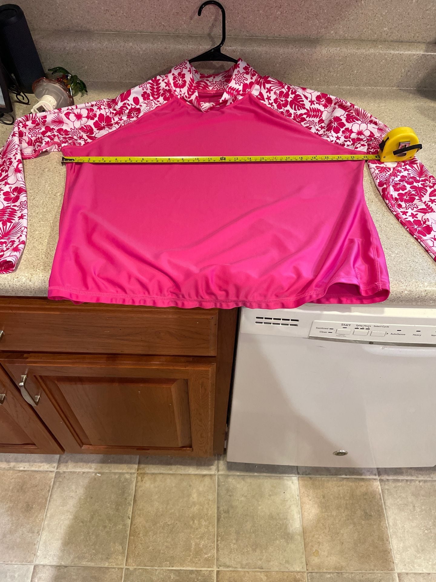 UV Skinz UPF 50+ Women's Aloha Long Sleeve Sun & Swim Shirt. 10