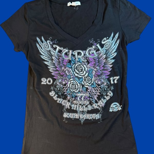 Sturgis 2017 77th Annual Black Hills Rally Women's V-Neck Graphic Tee M
