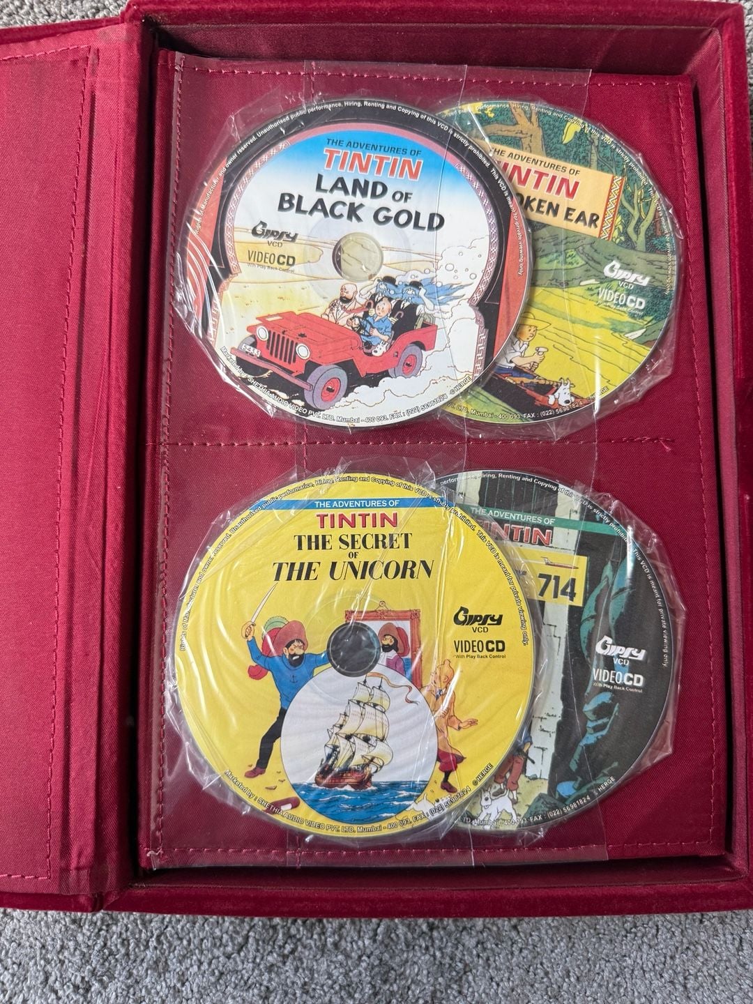 Limited Edition The Adventures of Tintin Collectors VCD Box Set avec Velvet Case & Slam Book 5