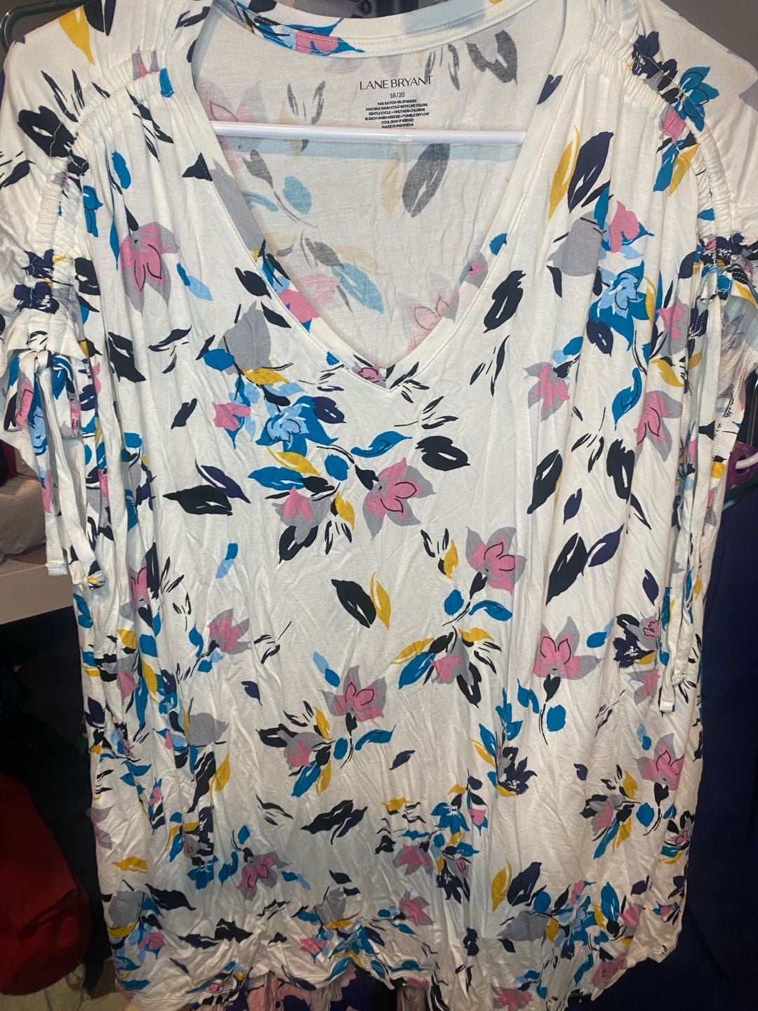 Lane Bryant White Multi-Color Floral V-Neck Ruched Short Sleeve Top Size 18/20 2